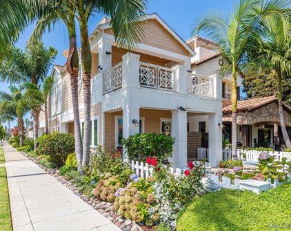 576 C Avenue, Coronado