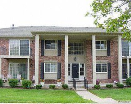 6121 Orchard Lake Unit 203, West Bloomfield Twp