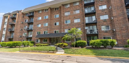 4731 Saint Joseph Creek Road Unit #5I, Lisle