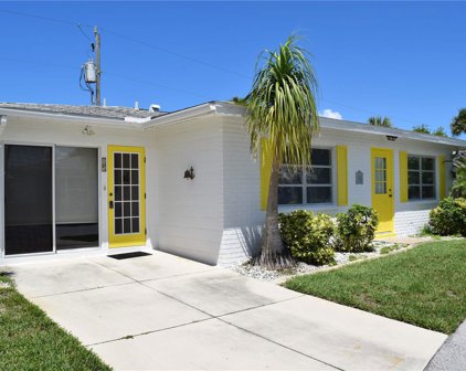 1977 Beach Road Unit 85, Englewood