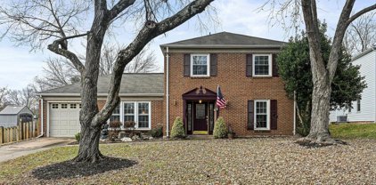 13628 Ellendale Dr, Chantilly