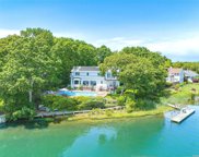 715 Dawn Drive, Greenport image