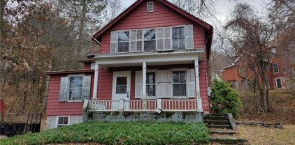 11 Pigeon Swamp Road, Windham