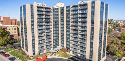 4545 Wornall Road Unit #810, Kansas City