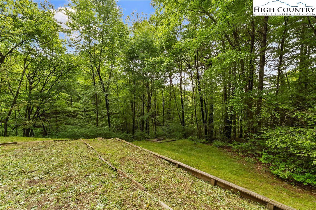 777 Cardinal Lane, Boone, 28607