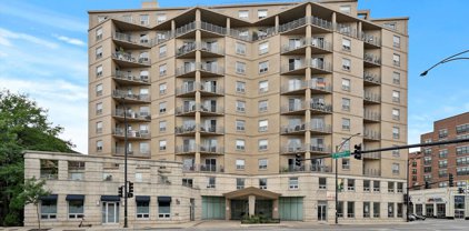 4350 N Broadway Street Unit #410, Chicago