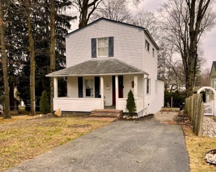 56 Roosevelt Ave, Butler Boro