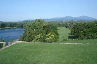 Riverview Country Club, #1 tee overlooking the Sacramento River and Mountains beyond - Redding CA