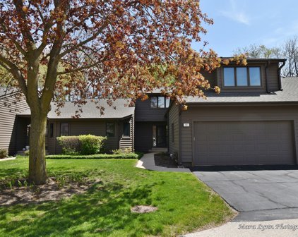112 Sumac Court, St. Charles