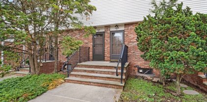 673 Dover Ct, Hillsborough Twp.