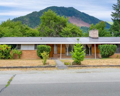 930 Madison Avenue, Darrington