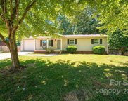 1505 Kings  Road, Hickory image