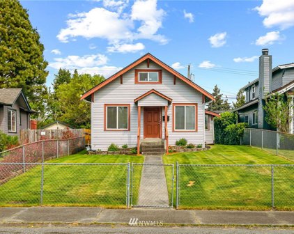 1509 McDougall Avenue, Everett