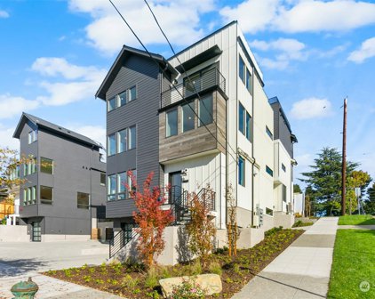 1134 30th Avenue S, Seattle