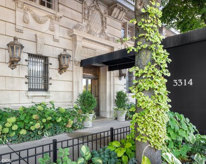 3314 N Lake Shore Drive Unit #3B-2A, Chicago