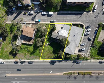 7901 Hillside Dr., La Mesa