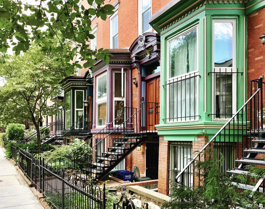 Washington, DC Homes With English Basement