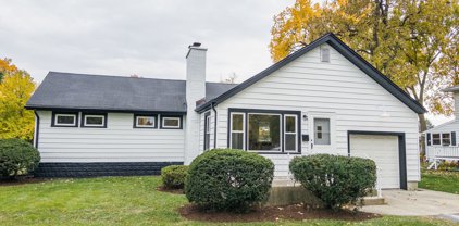 107 E Division Street, Villa Park
