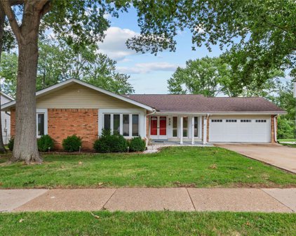 838 Pontoison  Drive, Manchester