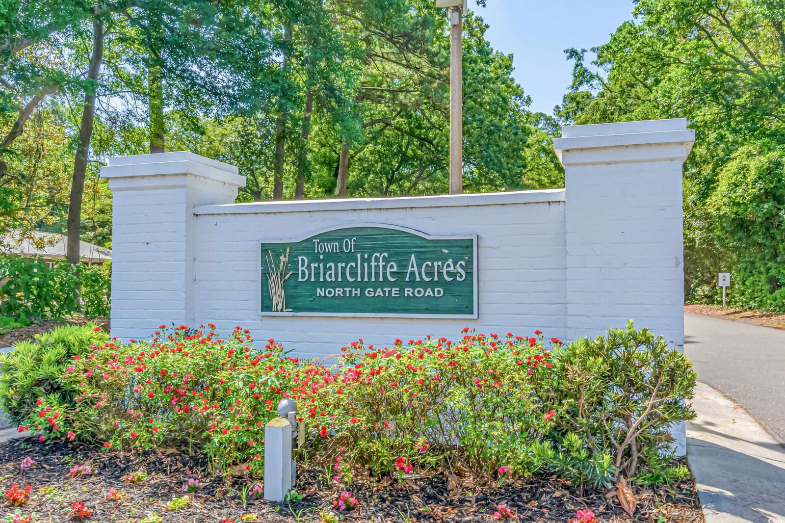 MLS 2408966 Briarcliffe Acres 212 Lake Dr., Myrtle Beach Property