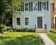 3890 Mohr Oak Ct, Fairfax image