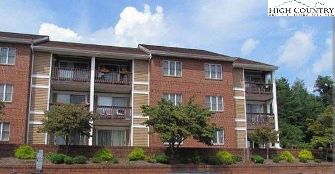 116 Grand Boulevard Unit 1M, Boone, 28607