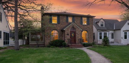 3814 Edmund Boulevard, Minneapolis