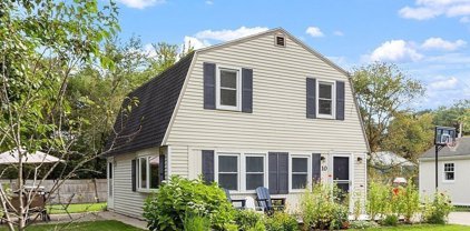 10 Monson St, Billerica