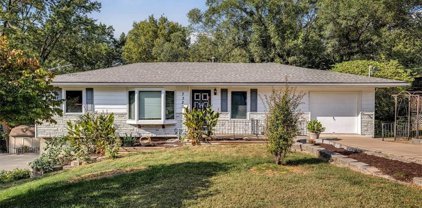 7320 Sloan Avenue, Kansas City