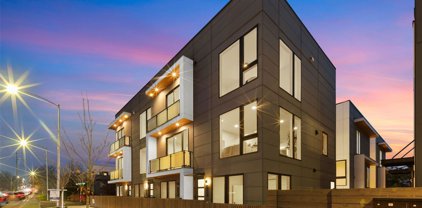 8453 Delridge Way SW, Seattle