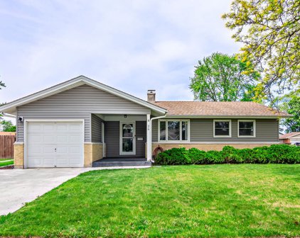 26 Evergreen Street, Elk Grove Village