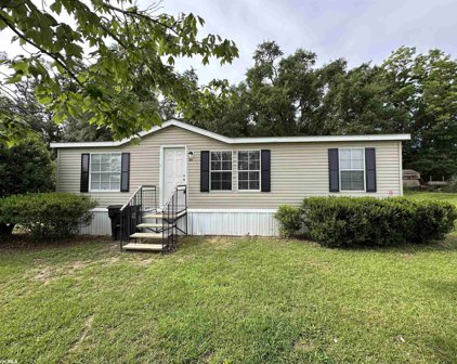 208 Cardinal Drive, Robertsdale