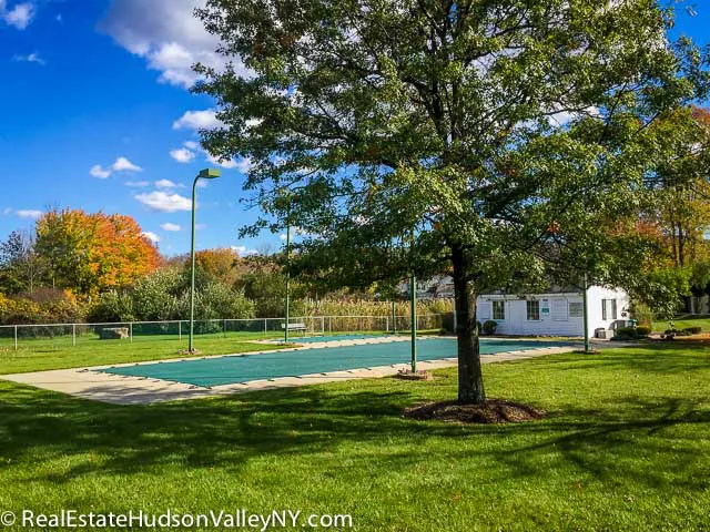 Homestead Village Homes for Sale in Warwick NY