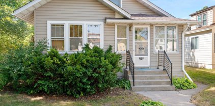 4131 Vincent Avenue N, Minneapolis