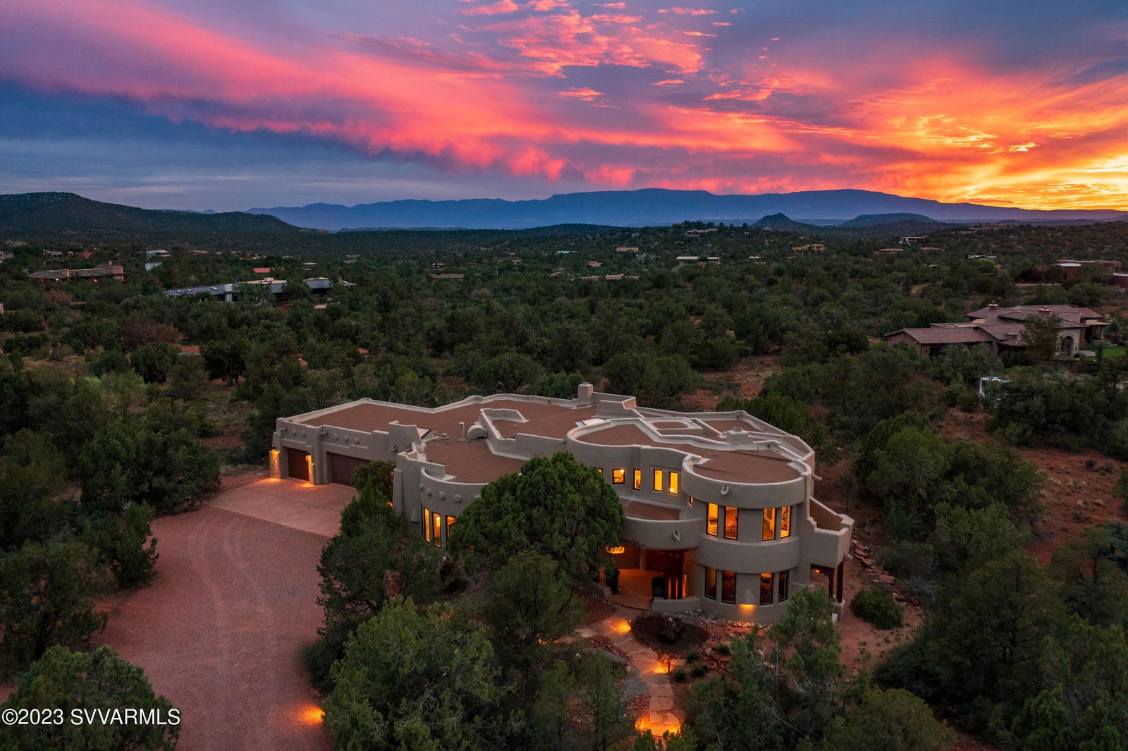 55 Camino Del Caballo, Sedona, Sedona real estate. Sedona Verde Valley