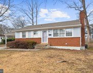 207 Tapawingo  Sw Road SW, Vienna image