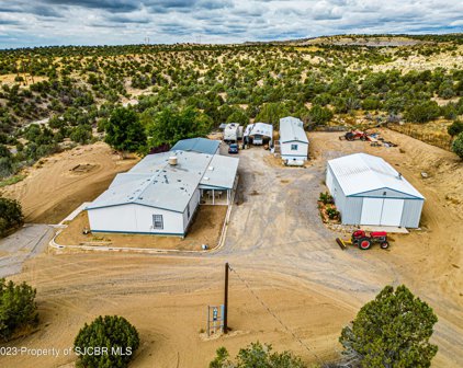 97 Road 2635, Aztec