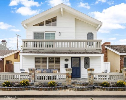 205 Garnet Avenue, Newport Beach