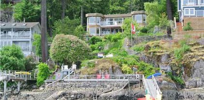 5559 Indian River Drive, North Vancouver