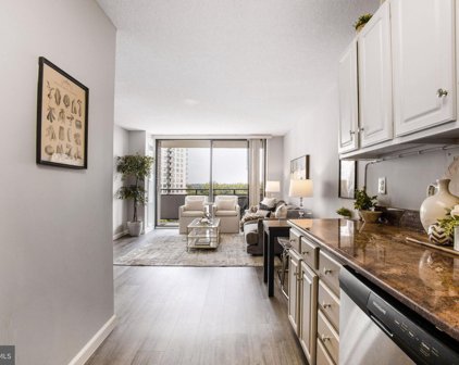 5225 Pooks Hill Rd Unit #717S, Bethesda