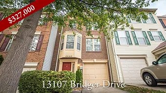 Home for Sale in Cloverleaf