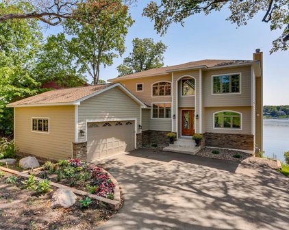 6001 Ridgewood Road, Mound