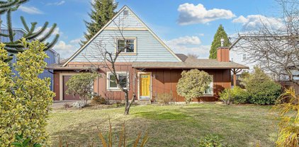 7826 Wallace  Dr, Central Saanich