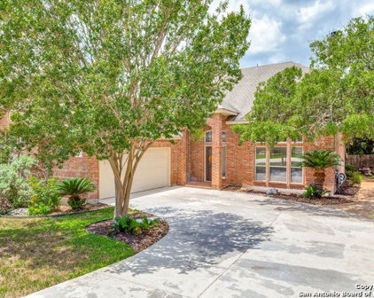 115 Legend Dale, San Antonio