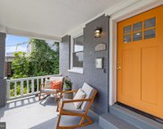 906 Division Ave Ne, Washington image