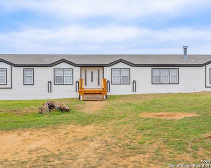 466 Homecrest Dr, La Vernia