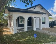 810 Dakota St, San Antonio image