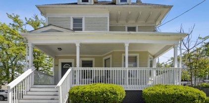 114 Maple Ave, Morristown Town