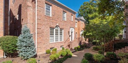 312 N Brentwood  Boulevard Unit #8, St Louis