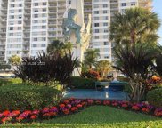300 Bayview Dr Unit #112, Sunny Isles Beach image